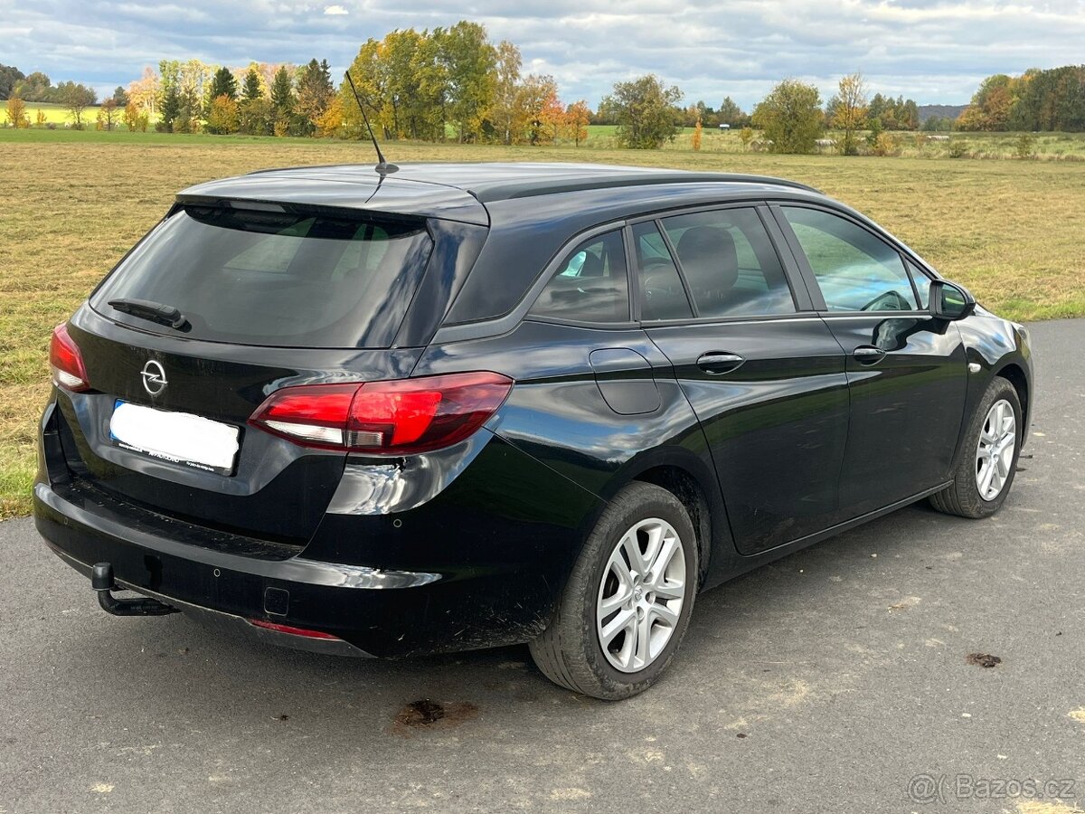 Opel Astra 1.5 CDTI Sports Tourer r.2020, 122PS - 3