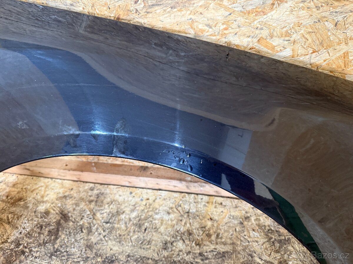 PRAVÝ PŘEDNÍ BLATNÍK VW PASSAT B6 LC9X - 3