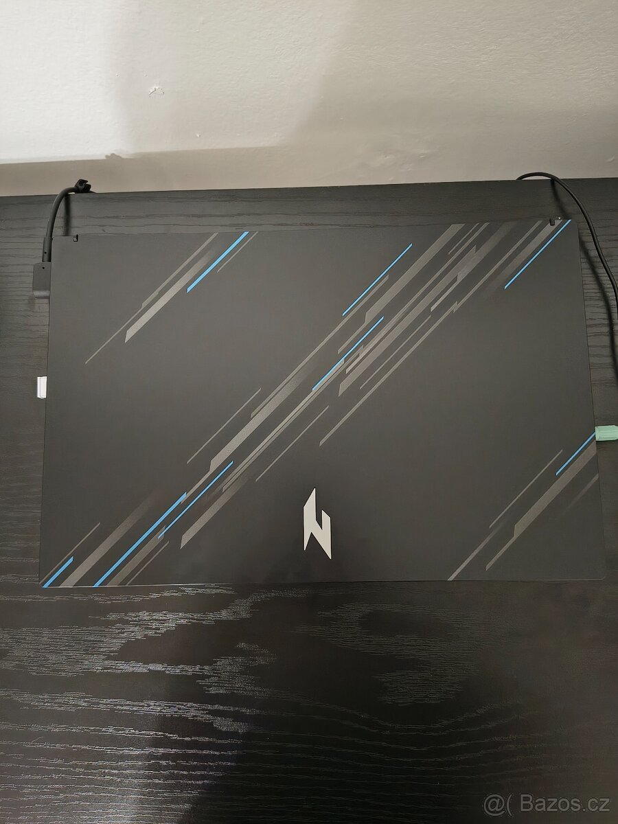 Prodám herní notebook Acer Nitro V15 + příslušenství - 3
