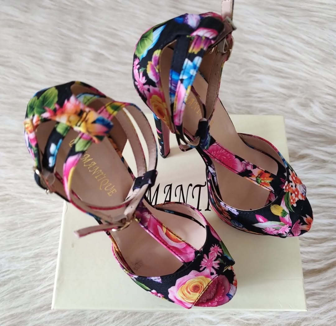 Dámské květované lodičky 36 - 3