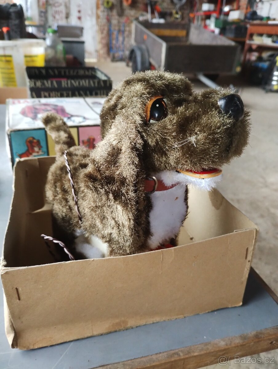 Stará hračka pes - 3