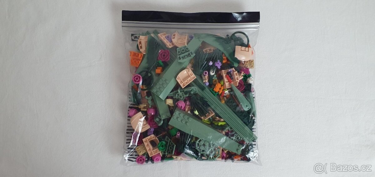 Použité LEGO Creator Expert 10280 Kytice - 3