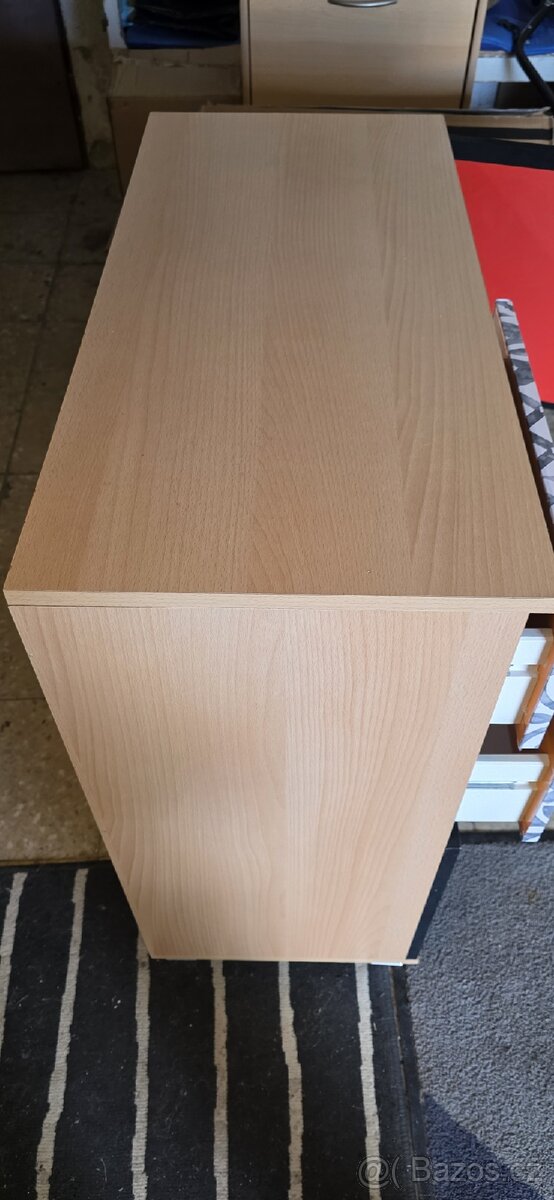Skříňka - 3