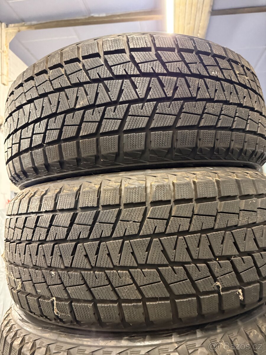 prodám zimní 265/50/19 Bridgestone - NOVE - 3