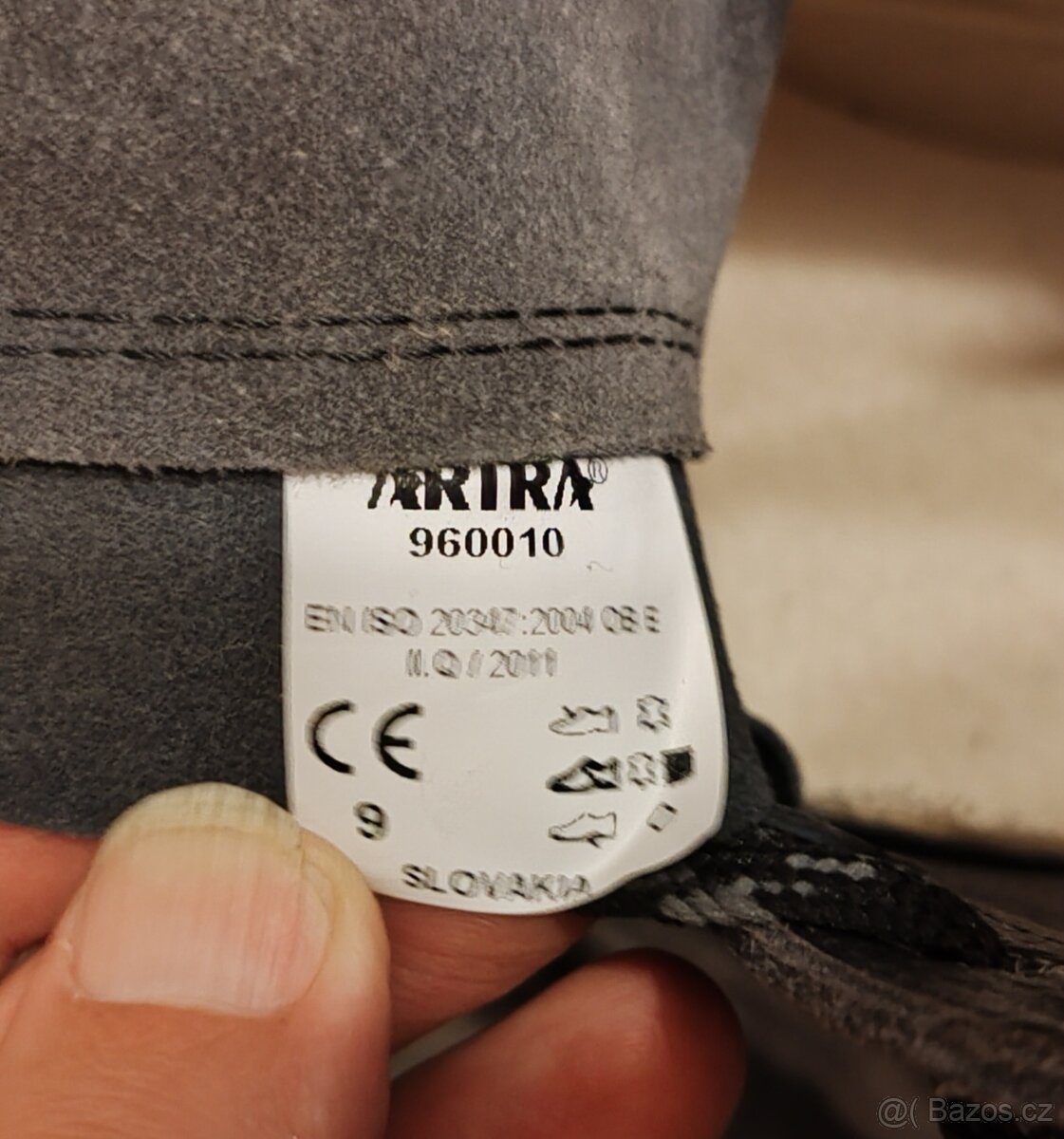 5x sada montérek (56) + 1x pracovní boty (43) - 3