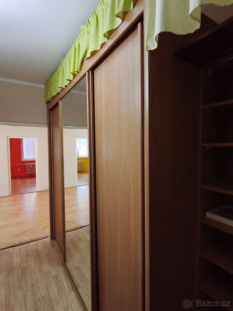 SKŘÍŇ POSUVNÁ - 3