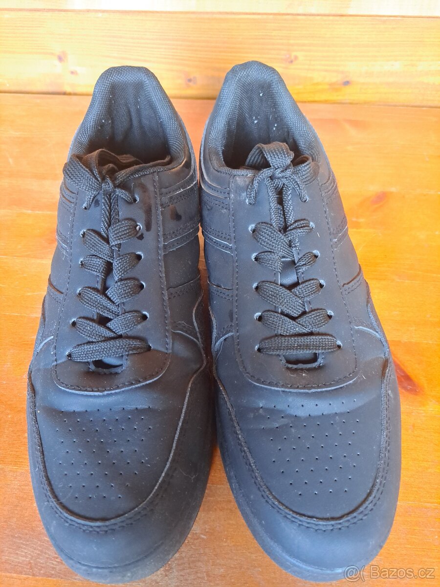 Dámské tenisky černé NEWS vel. 41 - 3