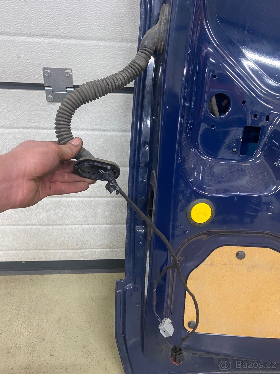 Zadní dveře Ford Transit Connect MK2 2018 - 3