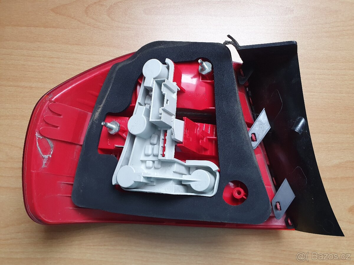 Zadní světla BMW E90 - 3