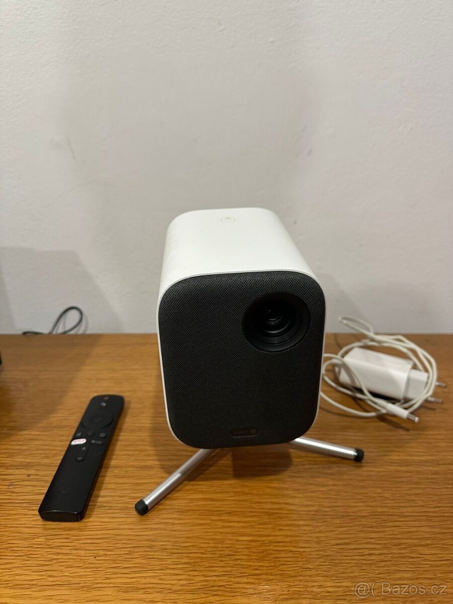 Xiaomi Mi Smart Compact Projector - 3