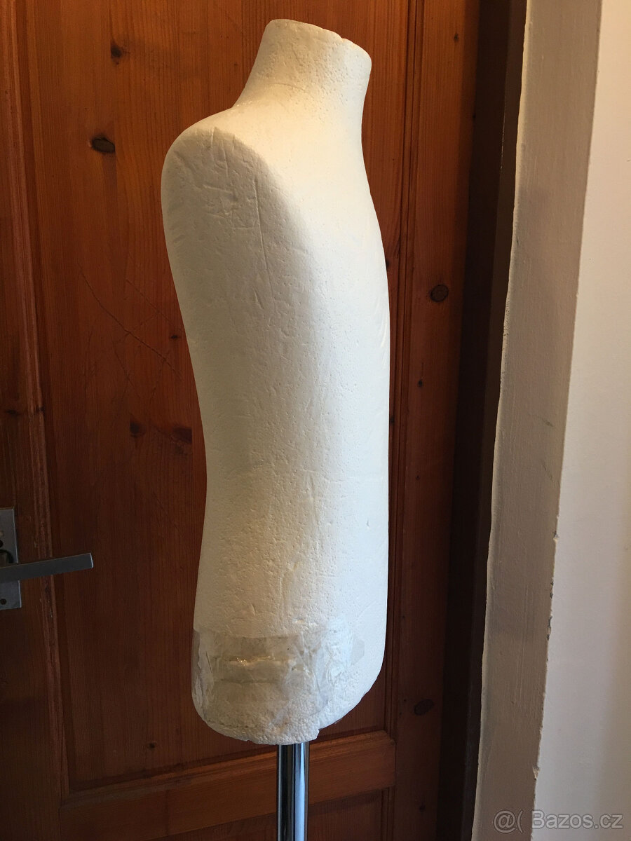 Figurína dětská - torzo na chromovém stojanu - 3