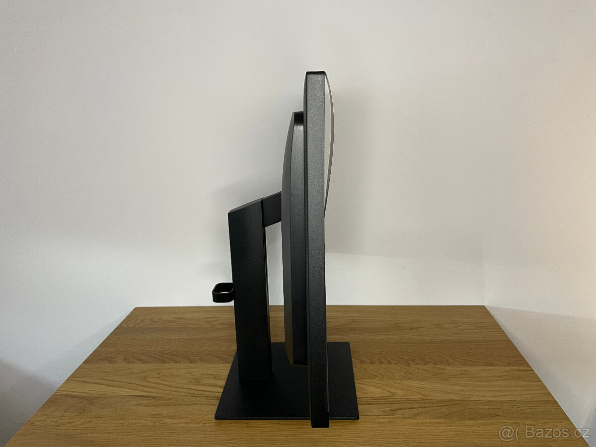 Sestava Dell Optiplex 7050 i7 + LCD HP 324pe + WiFi - 3