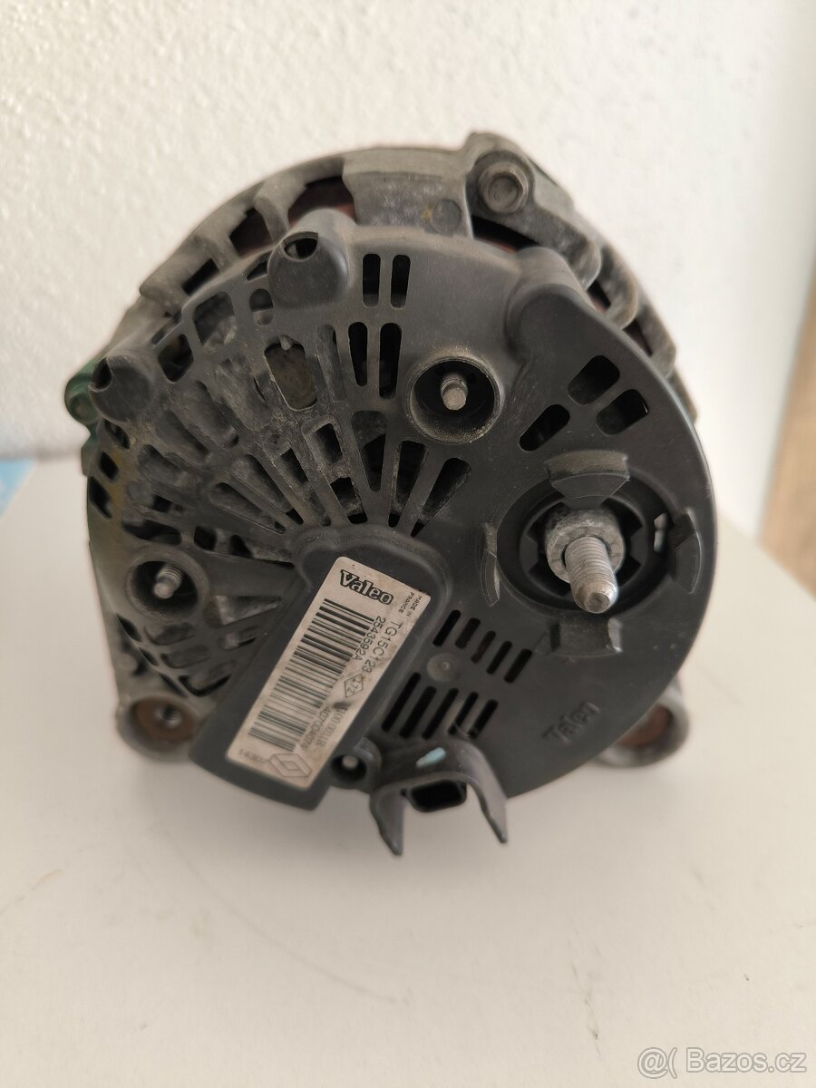 Alternátor 2.0 benzín Renault laguna III - 3
