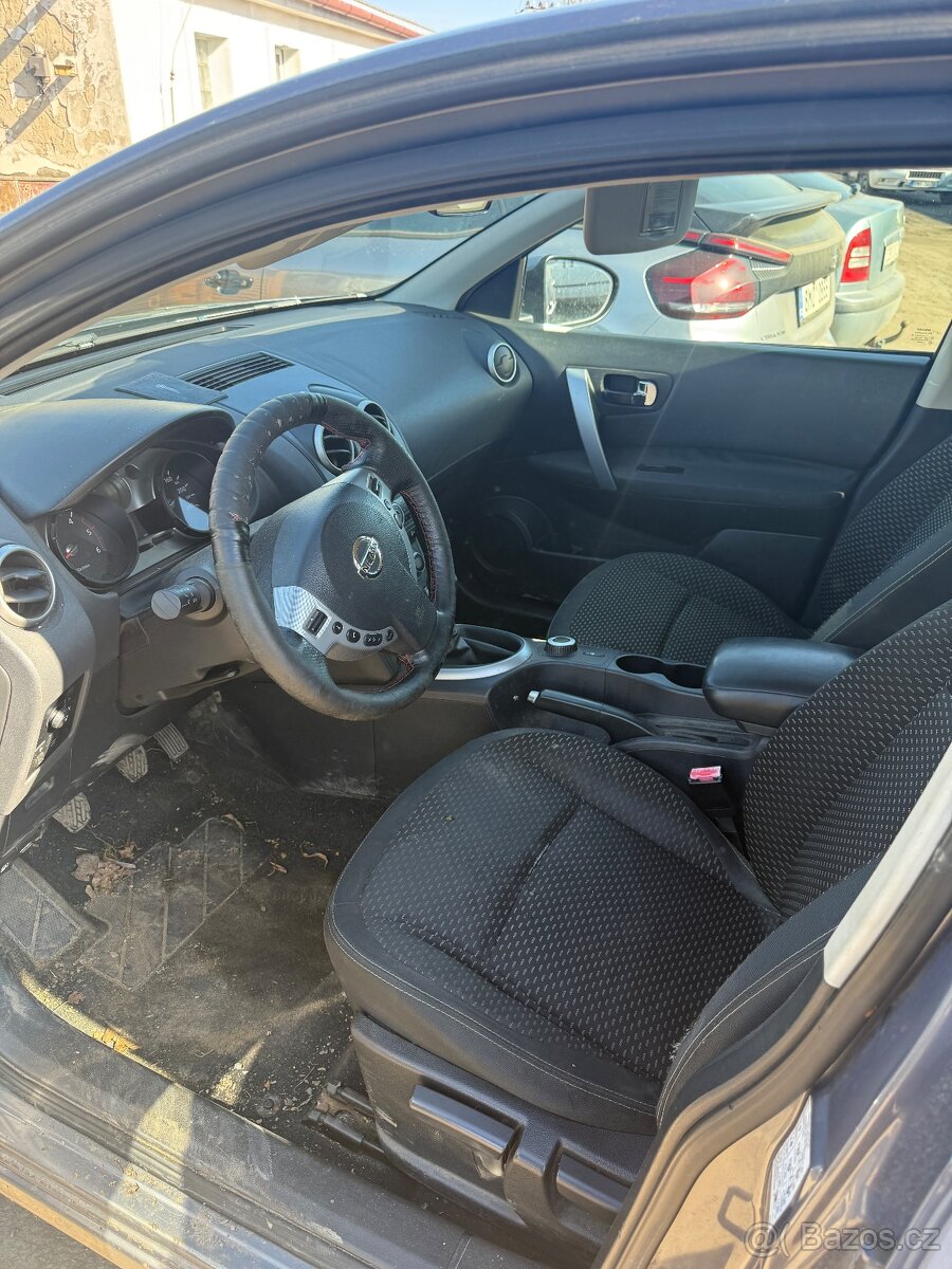 Nissan Qashqai 2.0D 4x4 - 3