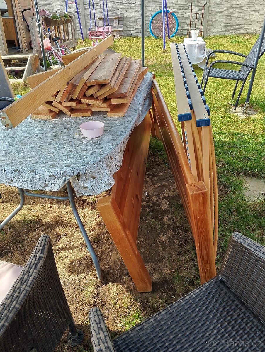 Manželská postel. - 3