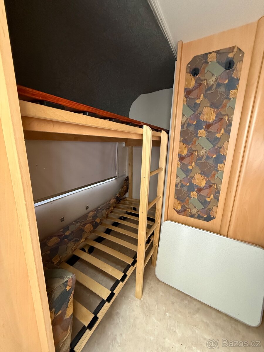 Karavan Hobby 400 - 3