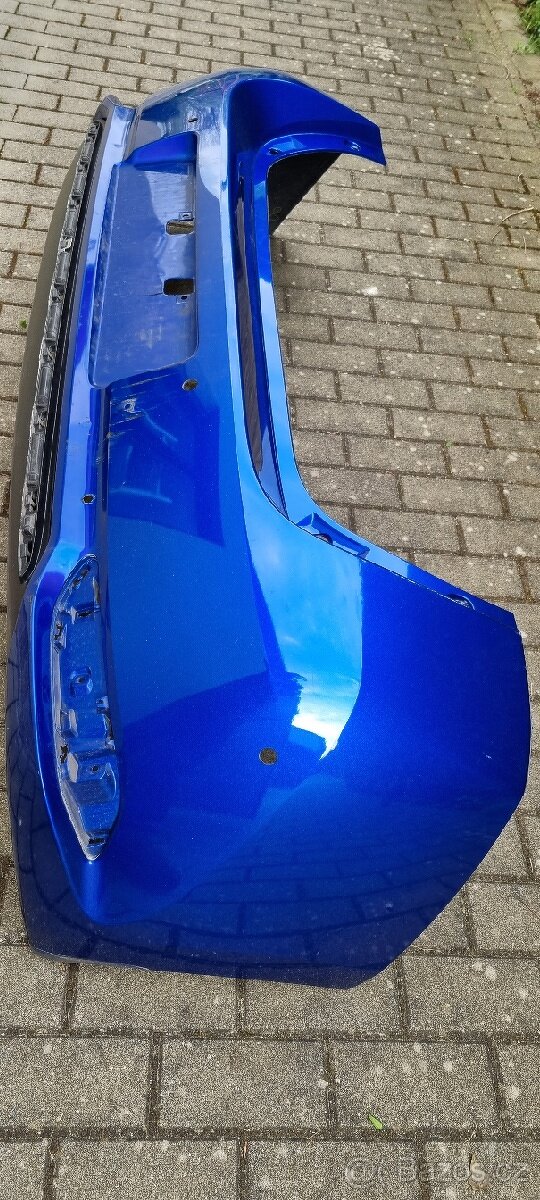 Auris zadní nárazník - 3