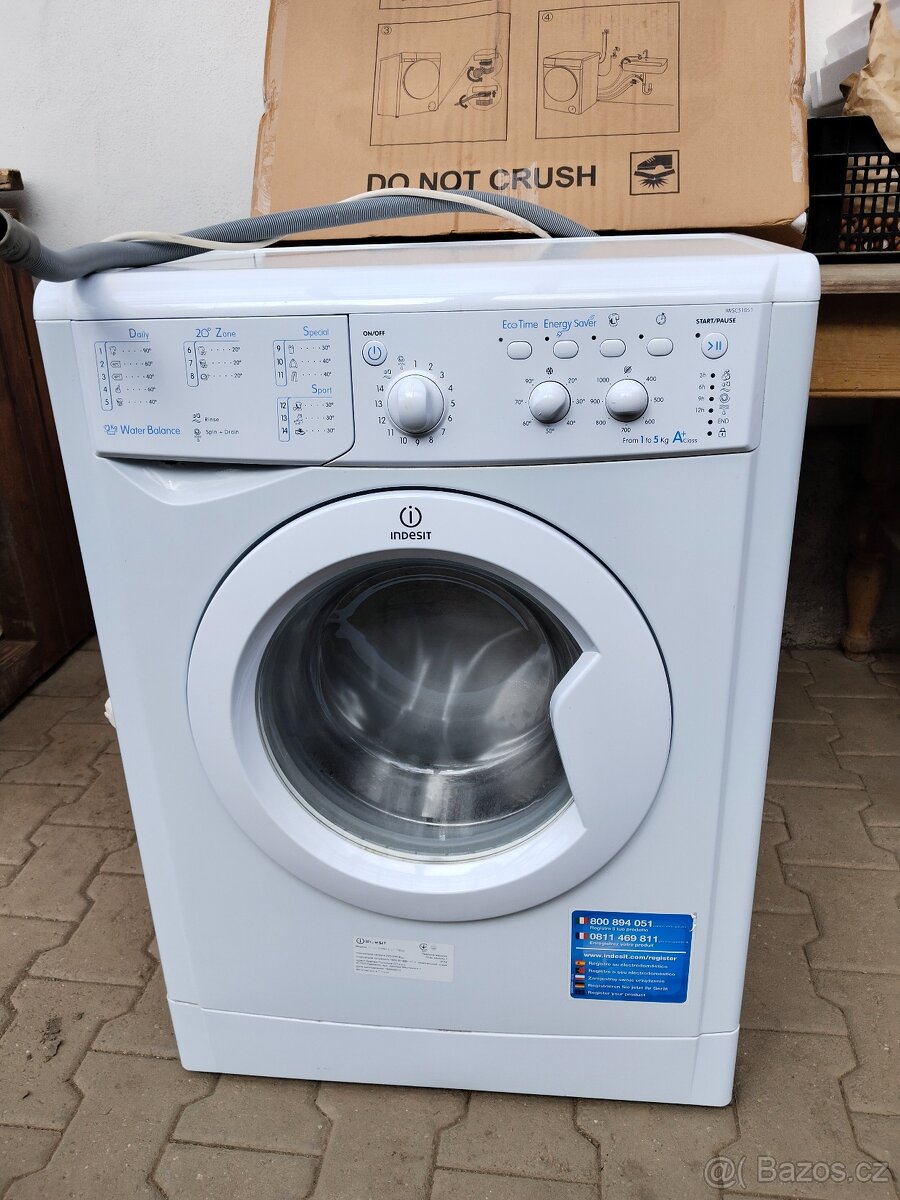 Pračka Indesit - slim - 3