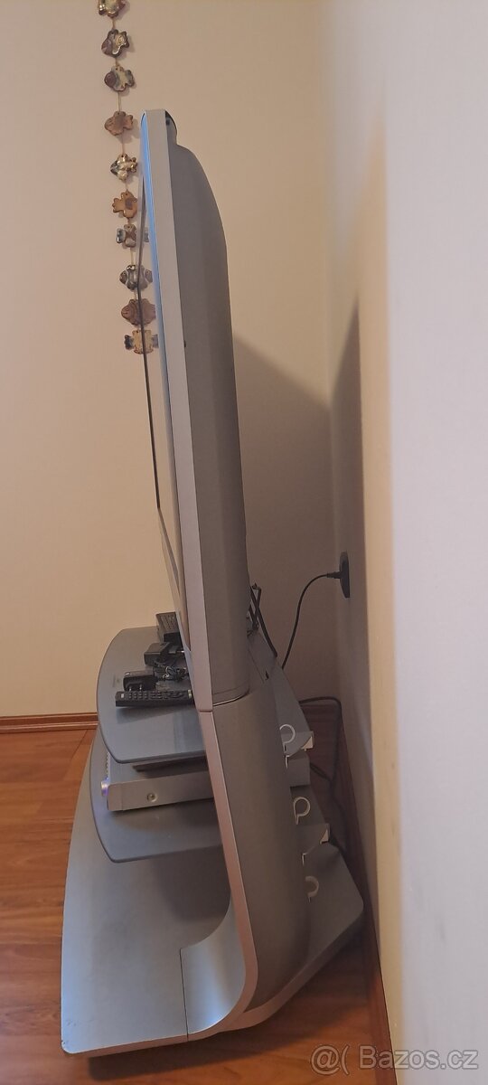 Plazmová televize Panasonic 42" - 3