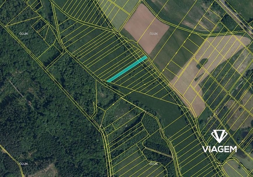 Pole 1 693 m² - 3