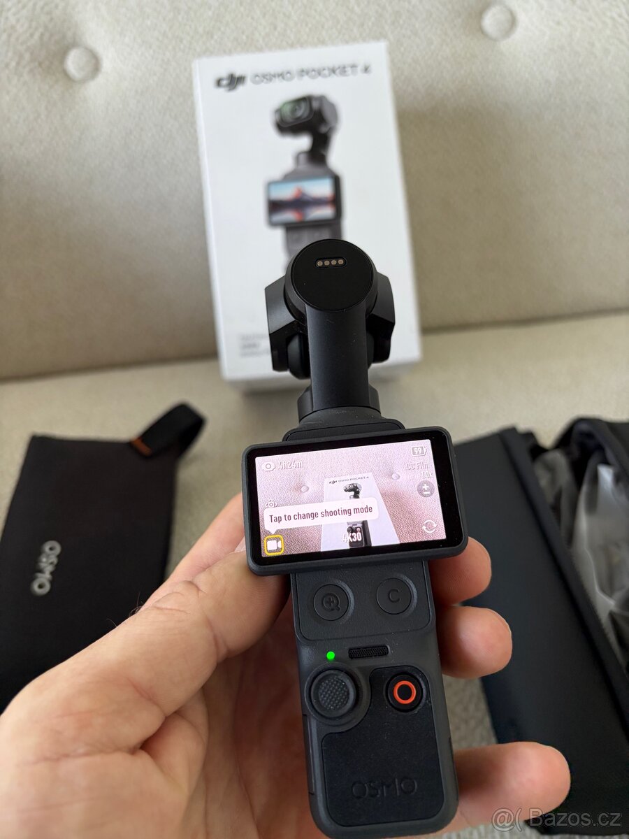 DJI Osmo Pocket 4 Creator Combo - 3