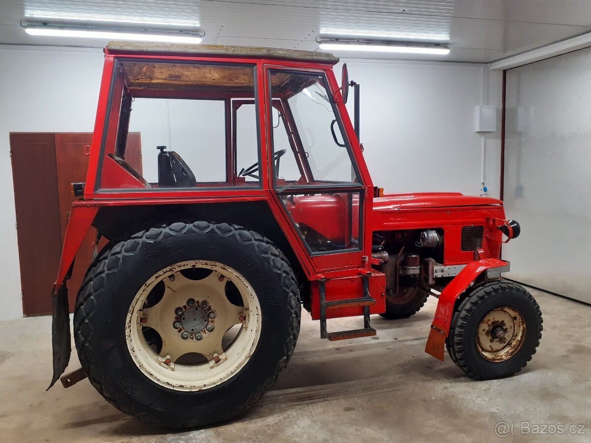 Prodám kolový traktor Zetor 6911 - 3