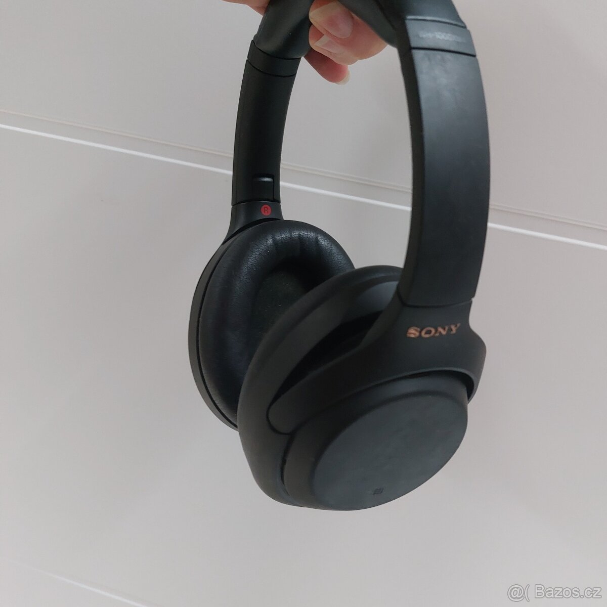 Sluchátka Sony WH-1000XM4,pouzdro,krabice,krásný stav - 3