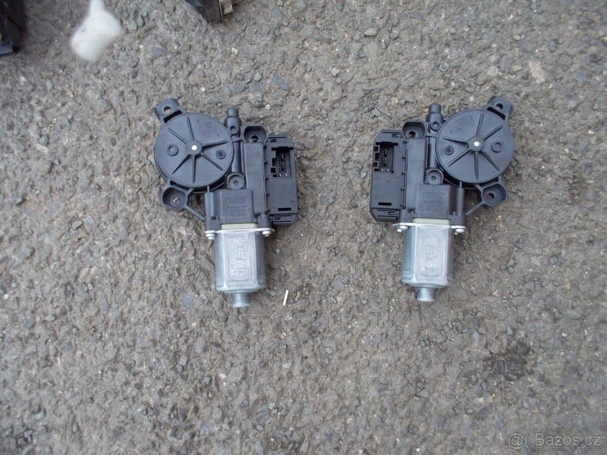 Zámky dveří a motůrky stahovaček Seat Ibiza IV-4 - 3