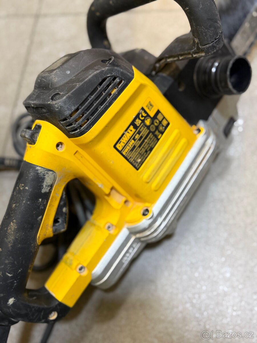 Dewalt elek. pila DWE398 - 3