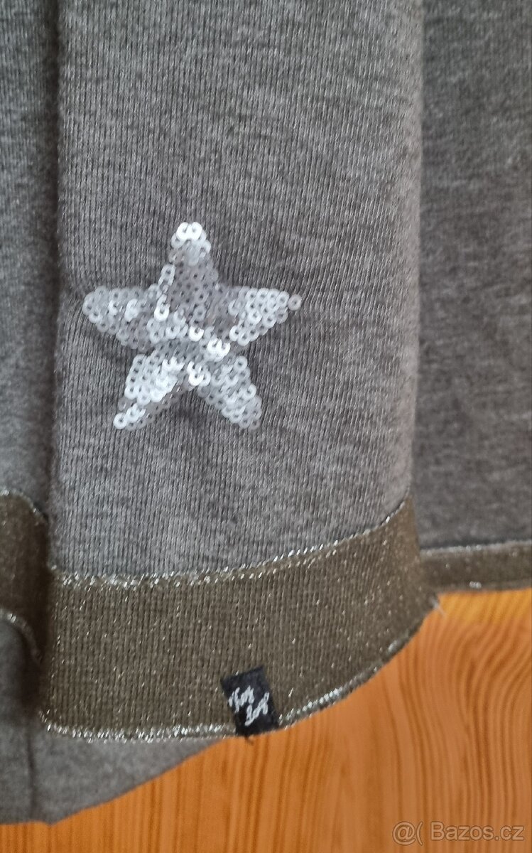 Dámský tmavě zelený svetřík (triko) sdlouhým rukávem - 3