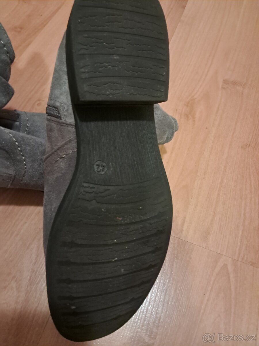 Prodám nové dámské kozačky vel. 41-42 - 3