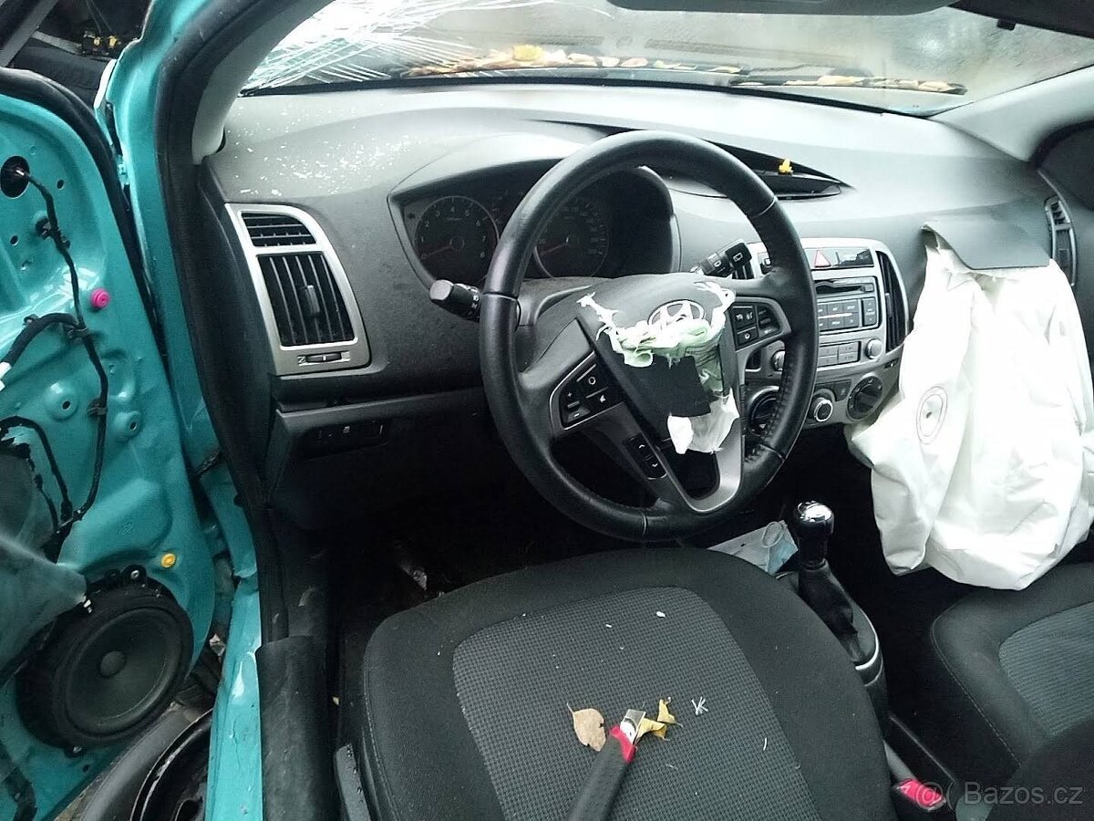 HYUNDAI i20 1.2 63 kW, G4LA, r.v.2012 - 3