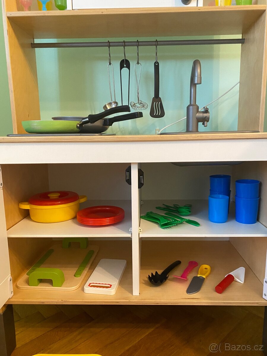 Dětská kuchyňka vč. vybaveni - 3