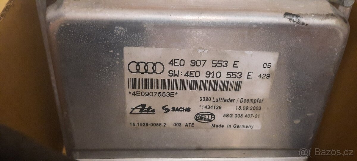 Audi A8 4e D3 řídící jednotka vzduchového podvozku - 3
