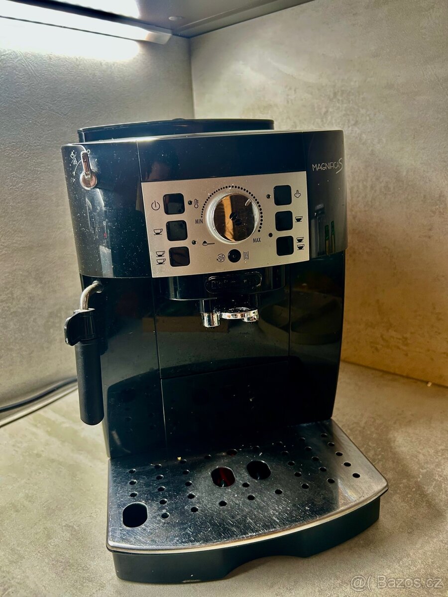 Delonghi Magnifica S - 3