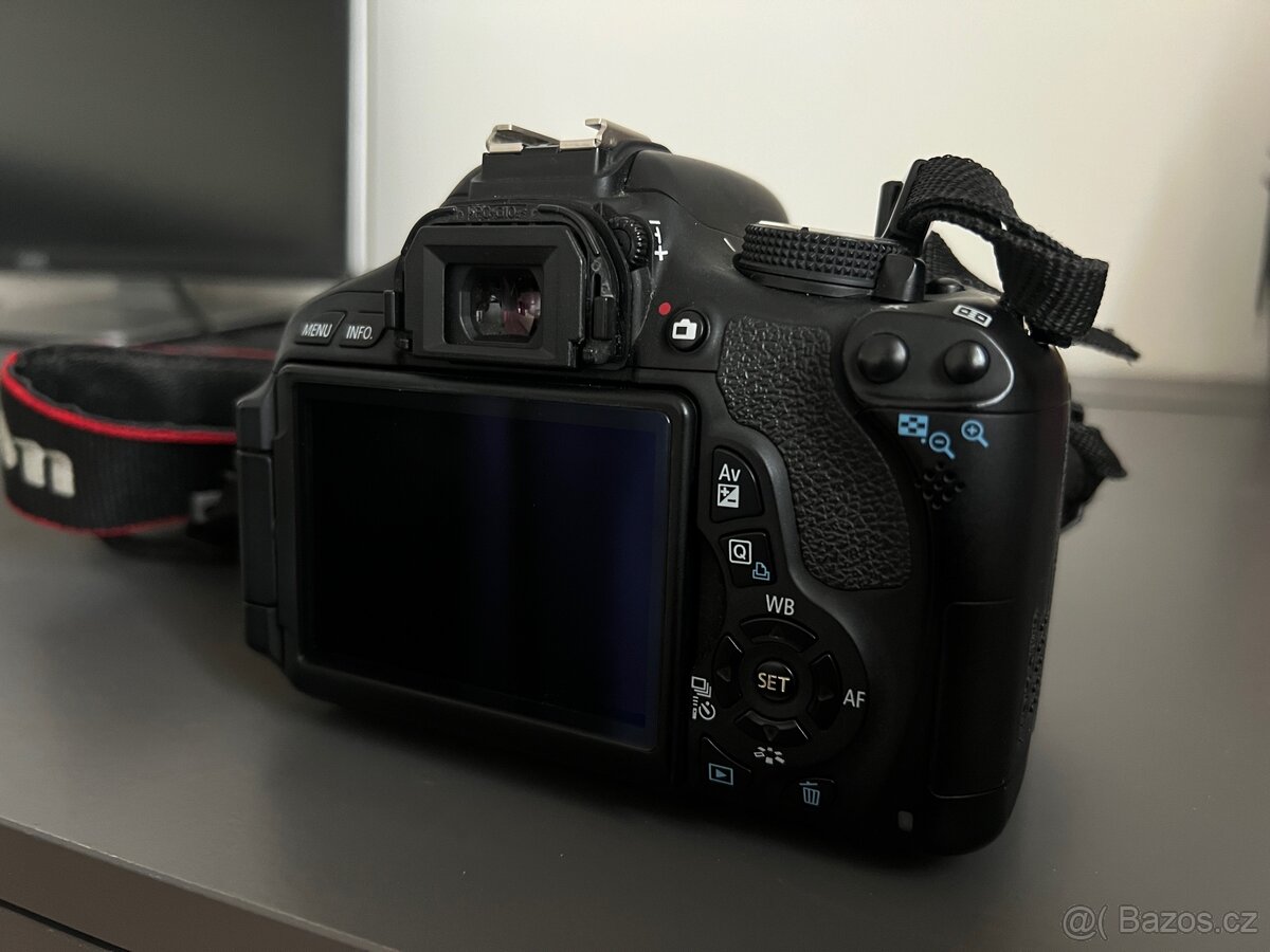 Canon EOS 600D - 3
