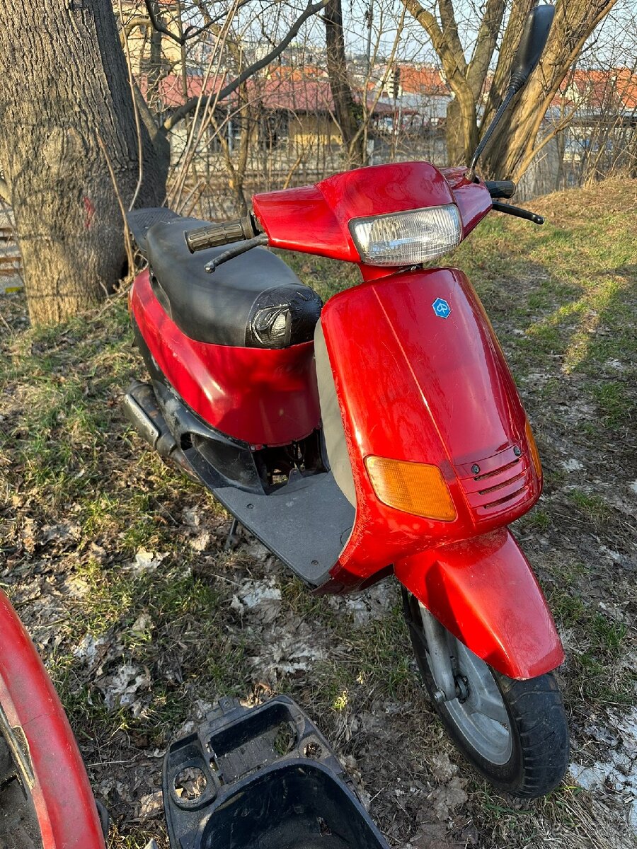 Skútry Piaggio ZIP 50 - 3