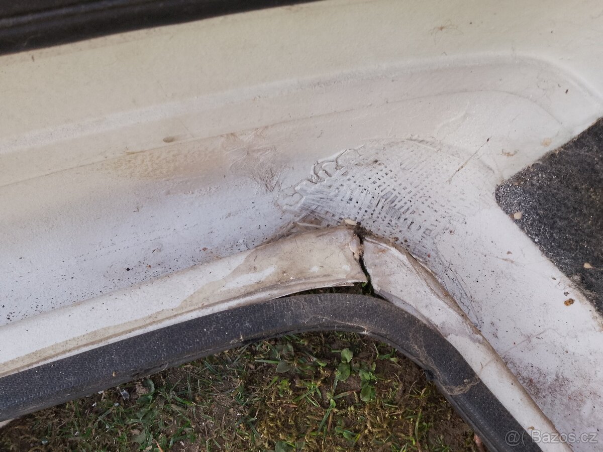 Suzuki Samurai - laminátová střecha - 3