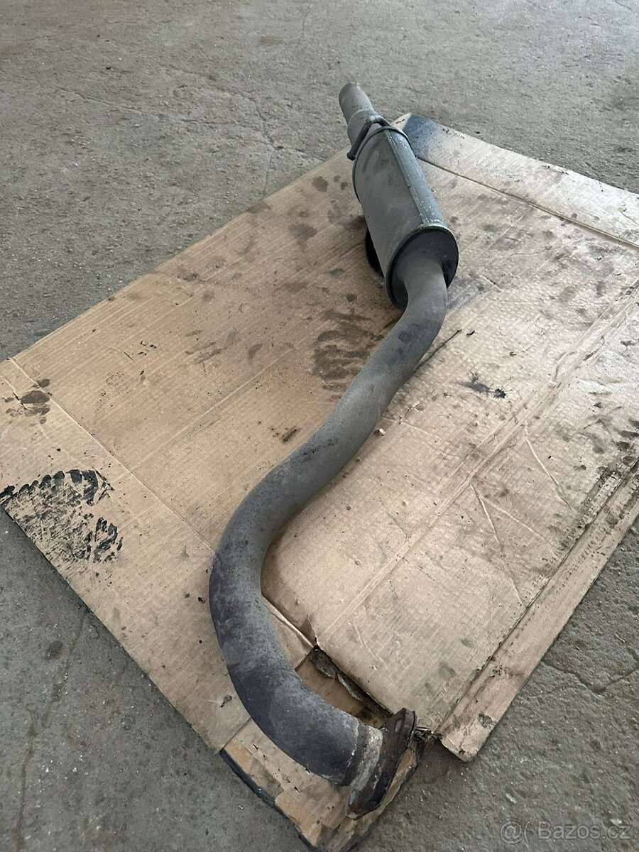 Prodám výfuk Nissan Patrol Y61 GU4, 3.0, 118kw, LWB - 3