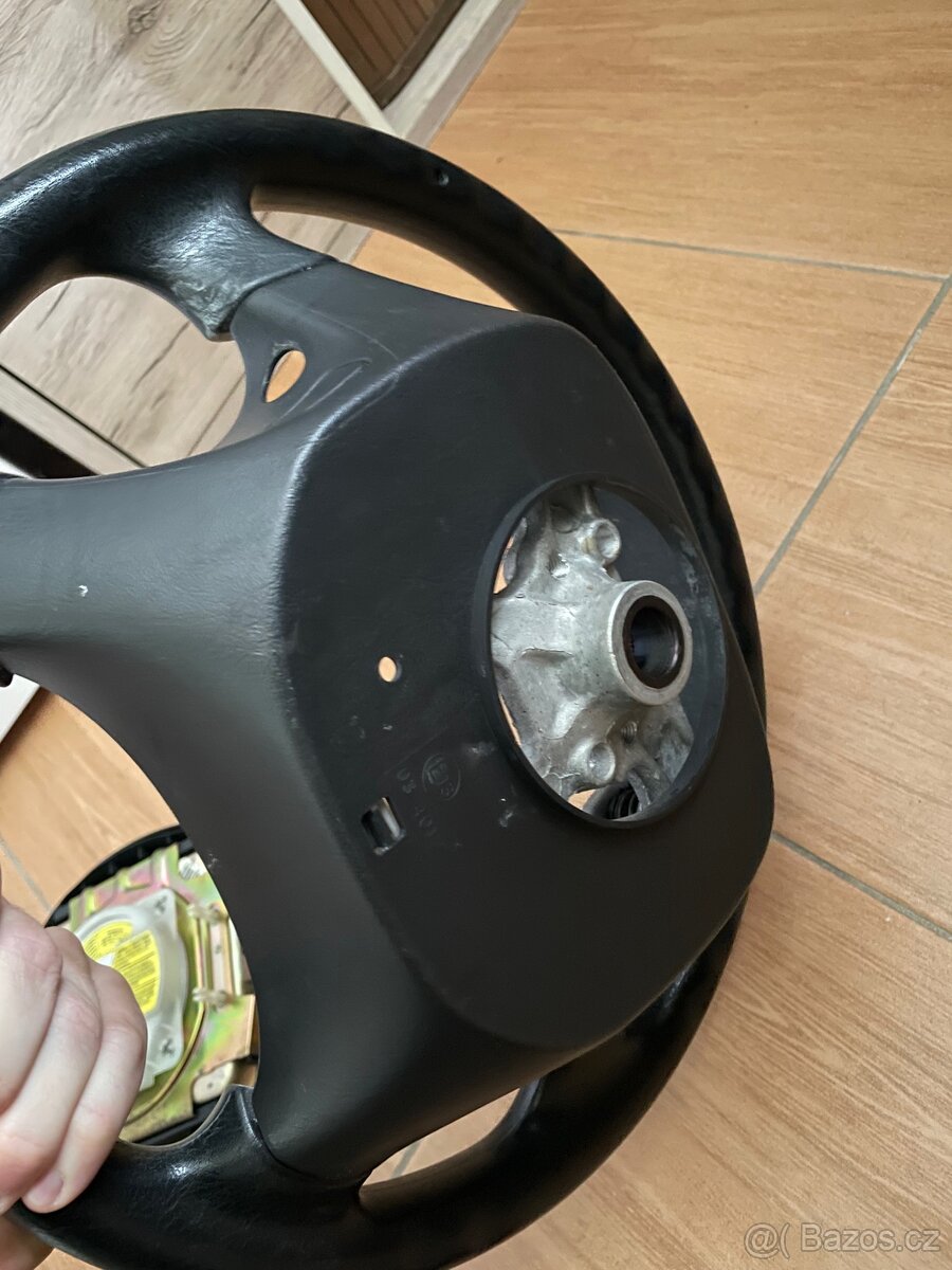 subaru impreza volant - 3