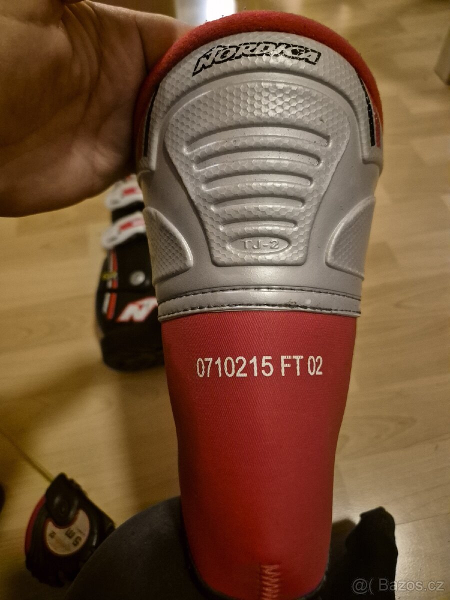 Dětské přeskáče NORDICA, 22cm délka stélky - 3