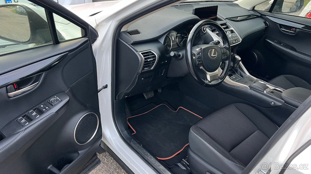 Lexus NX300h Hybrid m.2021 Perleť Navi Kamera Automat CVT - 3