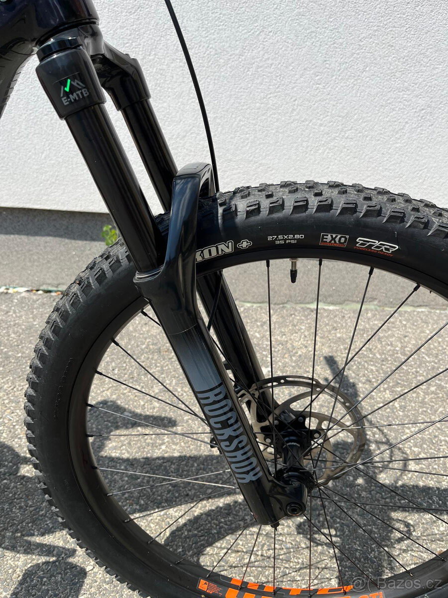 Karbonové elektrokolo velikost M, jako nové - 3