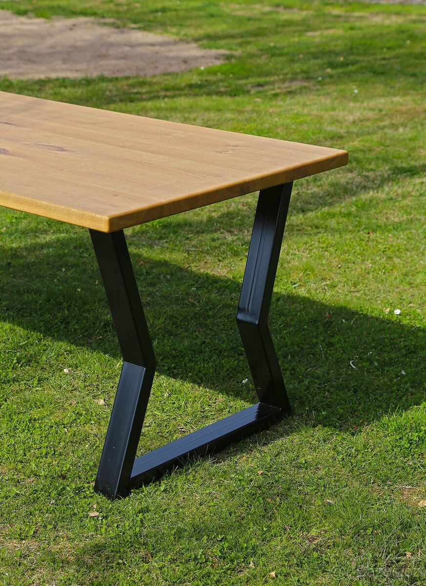 Dubový jídelní stůl -nový - 3