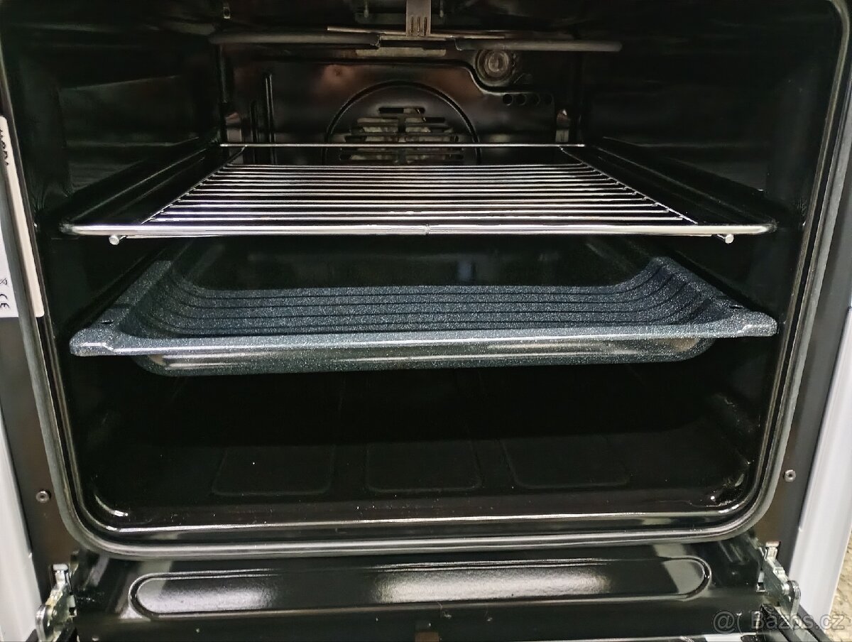 Sporák sklokeramický Mora - 3