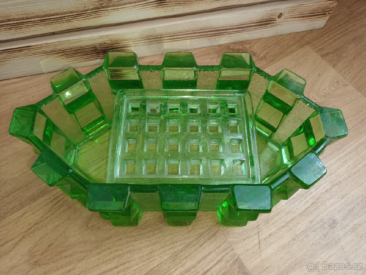 Kubistická žardiniéra - 3