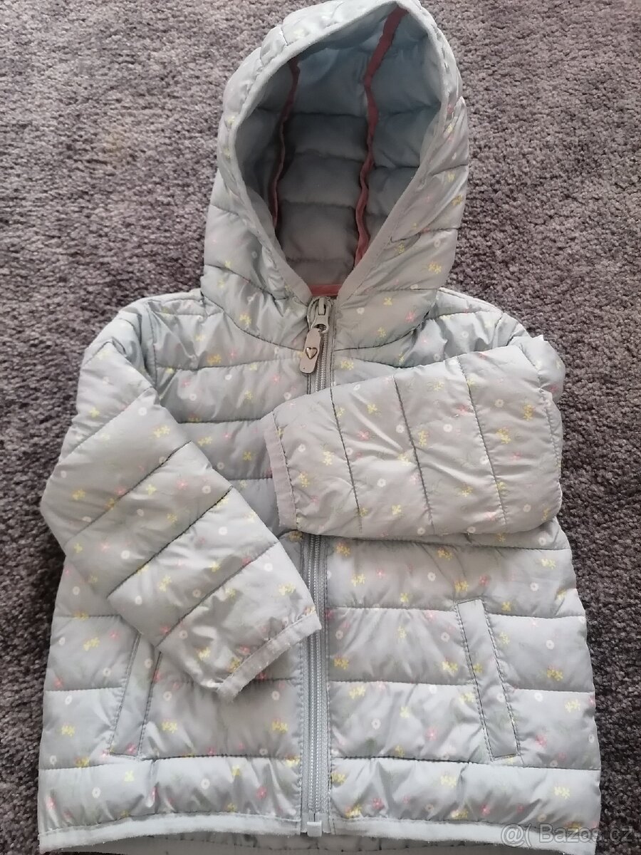 Dívčí komplet 6-9m. - 3