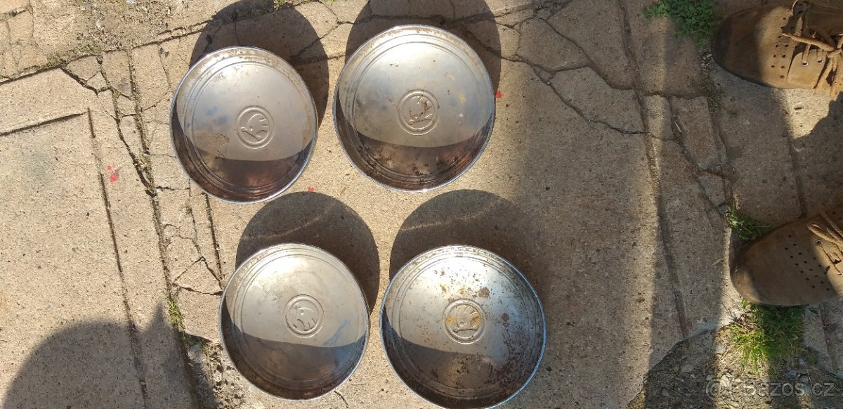 směs věcí na škoda 100,105,120 - 3