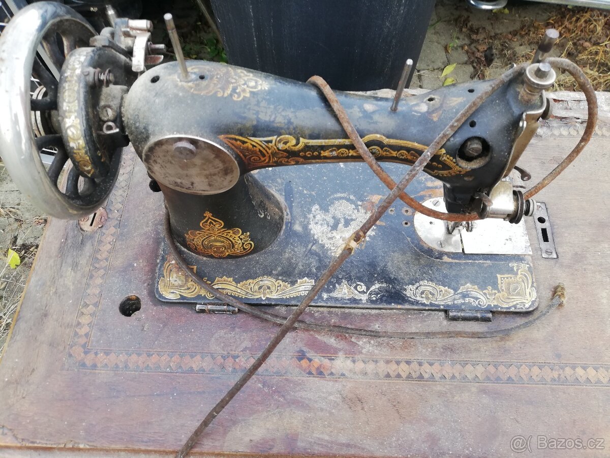 Starý šicí stroj-J.WARCHALOWSKI-Wien - 3