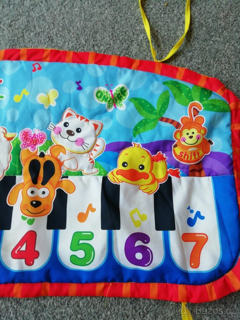 Piáno. Hrající. - 3